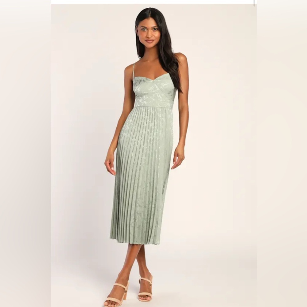 Lulu's Sage Green Pleated Midi Dress